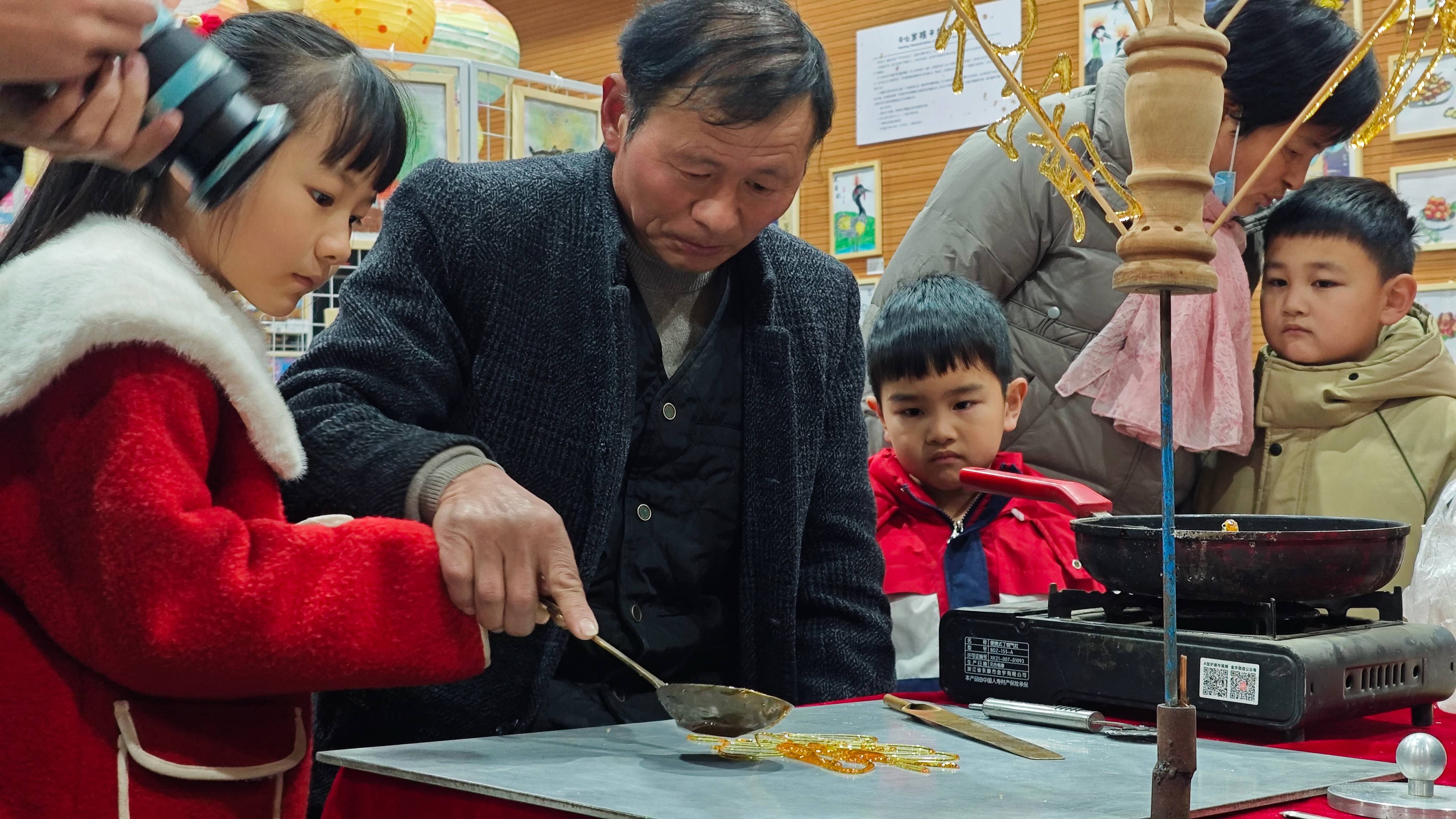 元宵活动|非遗糖画闹元宵，传统文化焕新光 主题活动 第3张