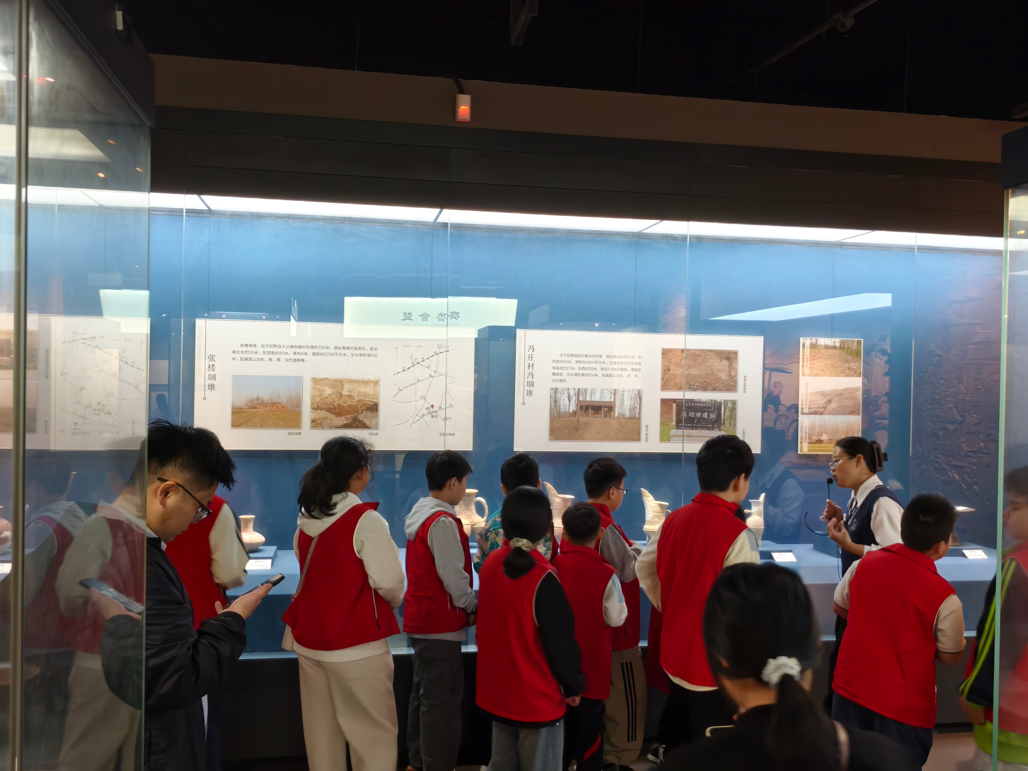 【我们的节日·中秋】月满中秋，文脉传承！新华书店学子走进巨野县博物馆解锁研学新体验   主题活动 第3张