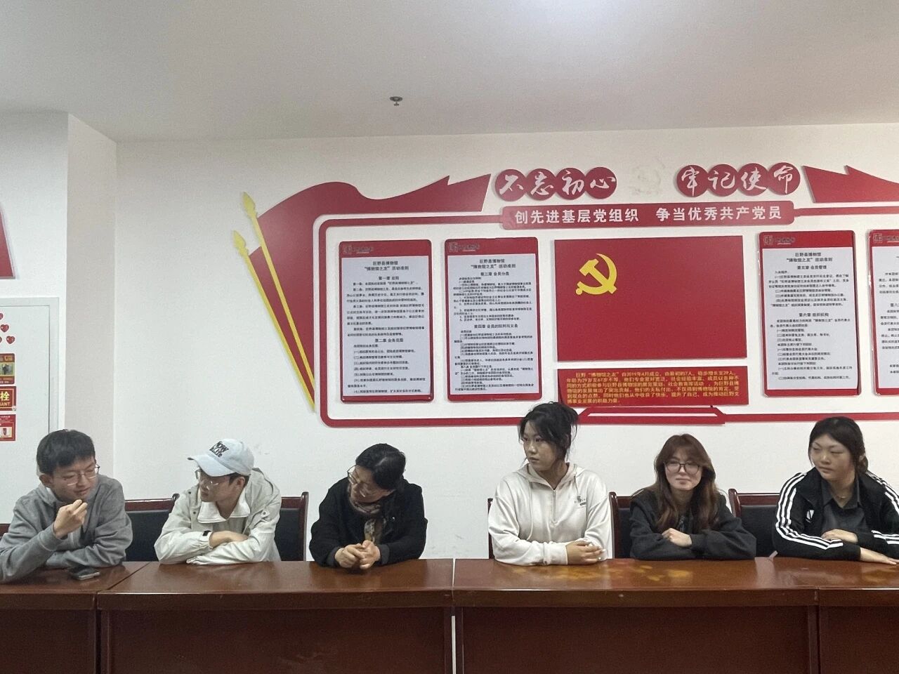 菏泽学院文博专业师生走进巨野博物馆，共话文博新声 参观报道 第3张